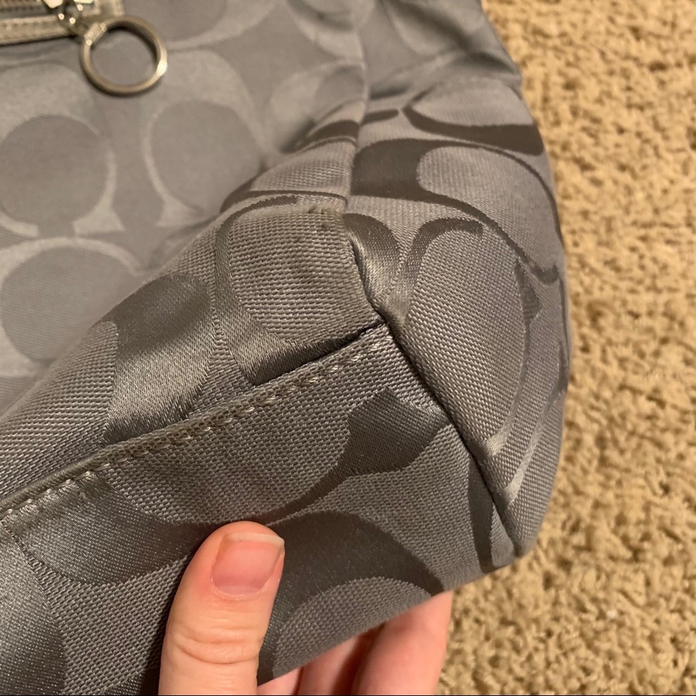 Coach tote - Picture 7 of 9